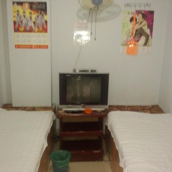 海林假日旅店