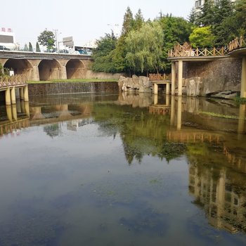 青岛舒逸馨居普通公寓(金水路店)酒店提供图片