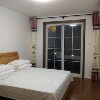 青岛山东邢女士公寓(嘉陵江东路与石雀滩路交叉口分店)酒店提供图片