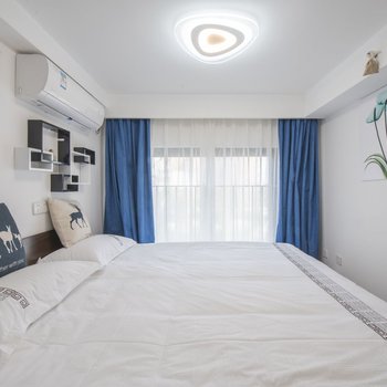 世季假日服务公寓(上海国际旅游度假区张江店)(原新国际博览中心张江店)酒店提供图片