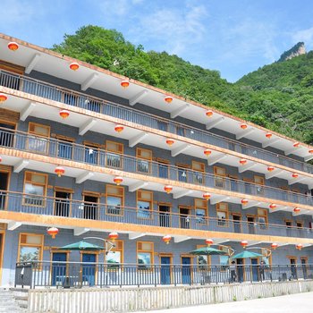 西峡老界岭避暑山庄