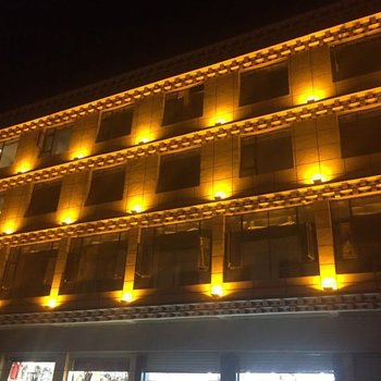 甘孜康巴缘酒店