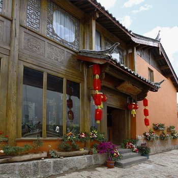 丽江束河三寸日光客栈