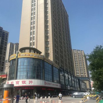 济南泉水叮咚客栈