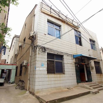 学友公寓(武汉城院店)