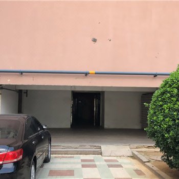 有家连锁公寓(青岛五四广场一店)