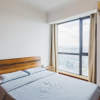 重庆在37楼俯瞰渝中半岛城市天际线江景两房普通公寓酒店提供图片