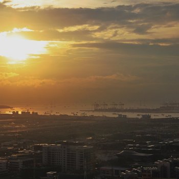 深圳复式夕阳海景房复式酒店提供图片