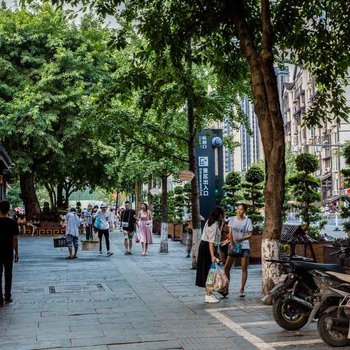 重庆重庆琳琳house普通公寓(聚森茂特色创意产业街店)酒店提供图片