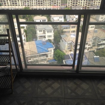 北海蓝色小屋公寓