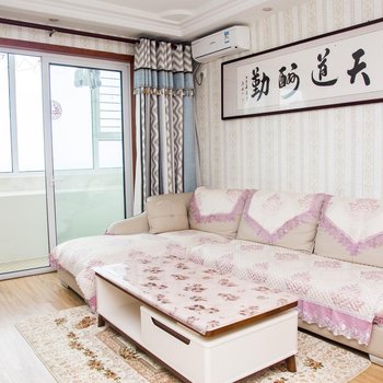 青岛金沙滩海岸一线海景公寓