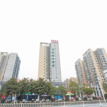 艾美城市酒店(荆门楚荣首府店)