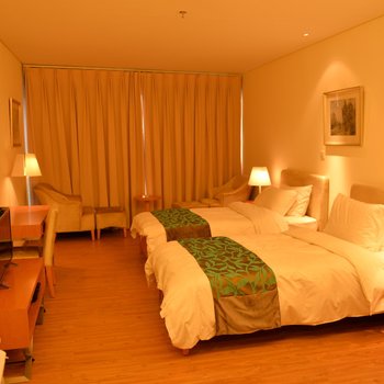 玉溪澄江半山半海带泳池酒店式公寓酒店提供图片