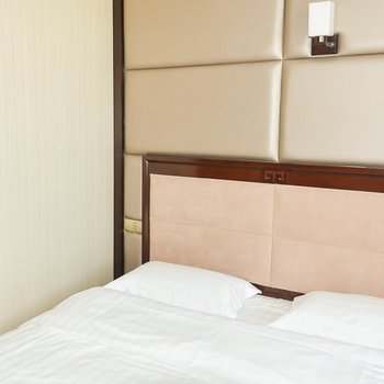 克什克腾旗七彩虹商务酒店酒店提供图片