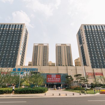 威海DomC_D公寓(王还霆艺术馆分店)