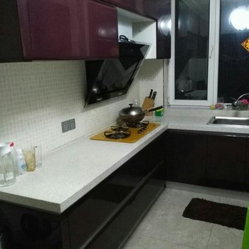 丹东火车站温馨便捷房9910特色民宿(六纬路分店)酒店提供图片