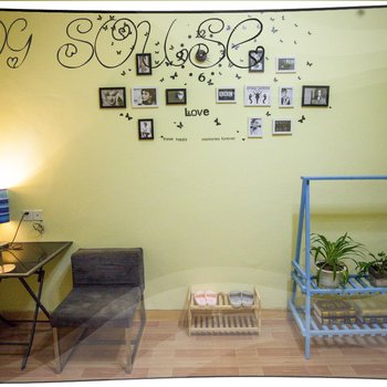 厦门北站狗窝主题驿站酒店提供图片