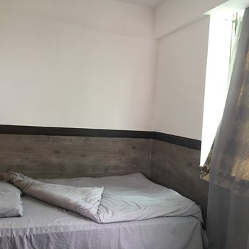 广州给自己一场旅行公寓(盈华街分店)酒店提供图片