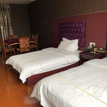 登峰商务宾馆B(肇庆怀集县)酒店提供图片