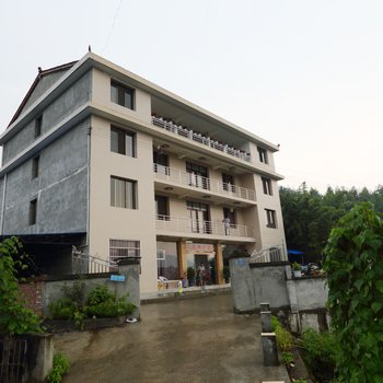洪雅访戚典农家乐