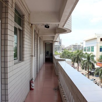 深圳六约旅馆