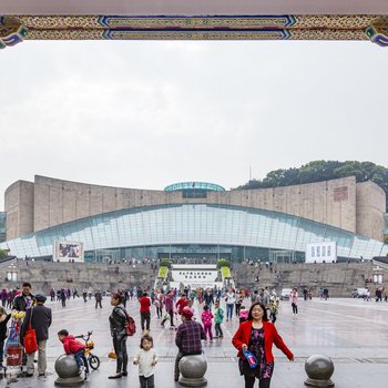 重庆麒寓民宿(人民路150号院分店)酒店提供图片