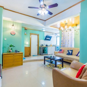 广州伍女士特色民宿(侨港路分店)酒店提供图片