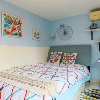 广州广州小温馨房子复式(华利路店)酒店提供图片