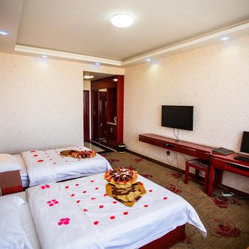 TOWO上品酒店(格尔木江源北路店)