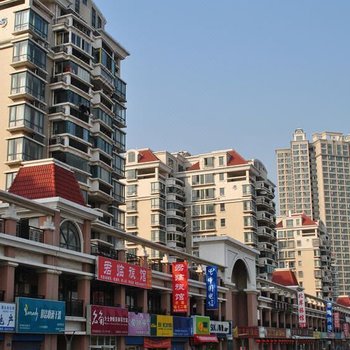 鹤轩求职公寓(南京天润城第三街区店)