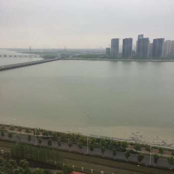 提子公寓(苏州垂虹桥遗址店)