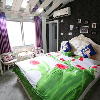 凤凰客随己便客栈酒店提供图片