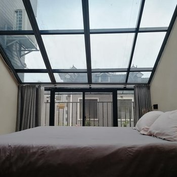 资兴等等精品民宿