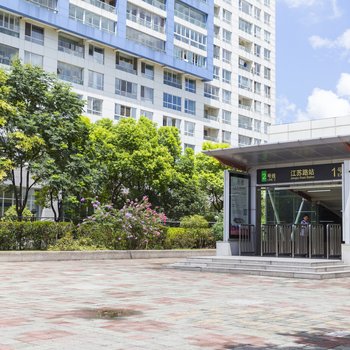 上海Belink阳光之家复式酒店提供图片