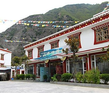 阿坝理县毕棚沟山水缘驿栈