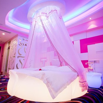 西安天地情情侣(情趣)主题酒店(康复路通化门地铁站店)酒店提供图片