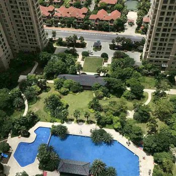 北海施瓦辛格特色民宿(广东路八中分店)