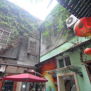 一间森林青年旅社(上海外滩签证中心店)