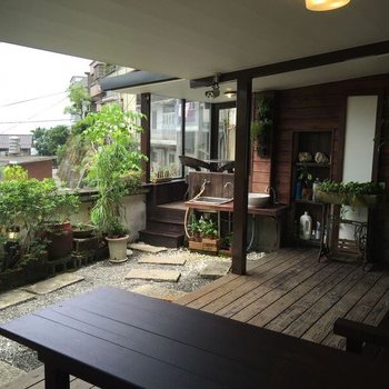 九份温莎堡香草庭院