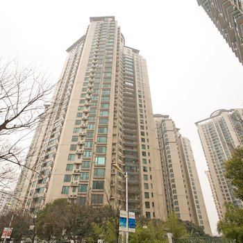 源涞国际酒店式公寓(上海东方曼哈顿)