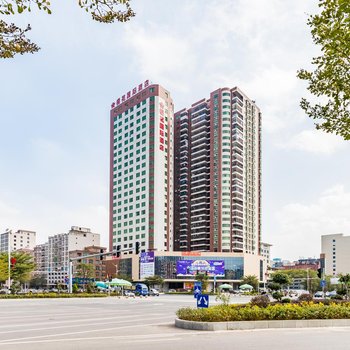丽呈睿轩樱花酒店(廉江樱花公园店)