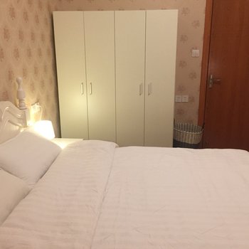 上海虹桥国展中心法式水岸花园公寓(中华路分店)酒店提供图片