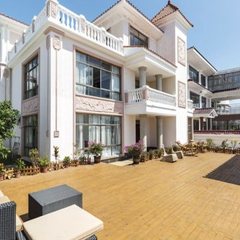 深圳思思雅墅度假别墅(马尔代夫沙滩分店)