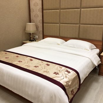 窝心公寓(开平东汇城店)