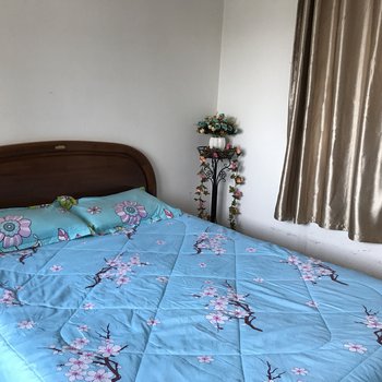 济南小老梦的温馨之家普通公寓