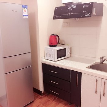 重庆解放碑日月光轻轨旁公寓酒店提供图片