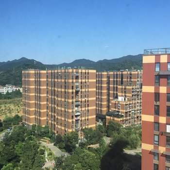 随寓青年酒店(西溪湿地小和山店)