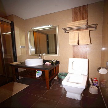 乐山宽窄巷子文殊院春熙路地中海风格三居房普通公寓酒店提供图片