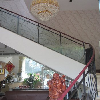 废弃重庆瑞洁商务酒店