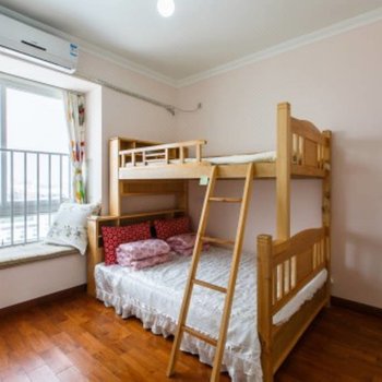 广州白色温馨小房公寓酒店提供图片